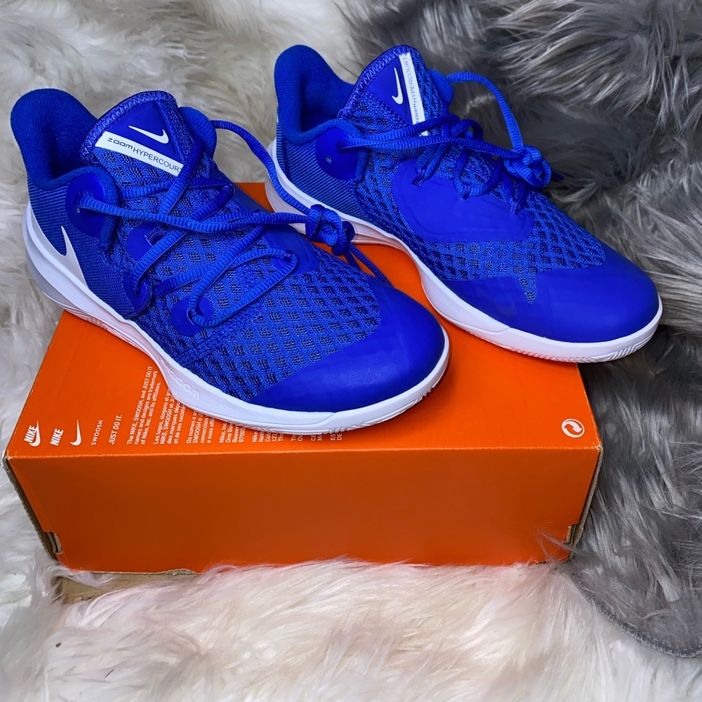 Like Nike Women's Zoom Hyperspeed Court Volleyball Shoes, Size W 6.5 Blue /White